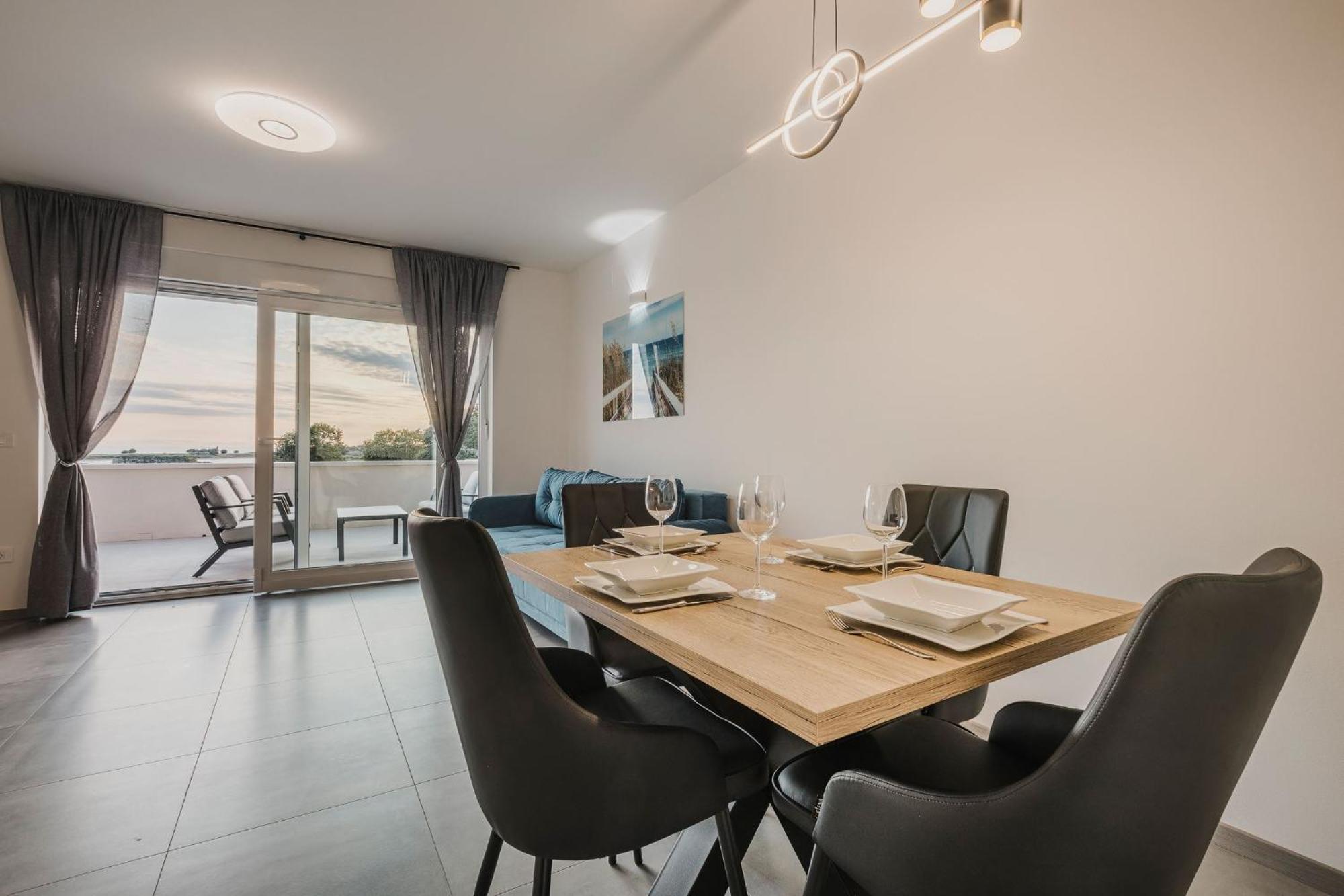 Apartment Ashka By Rent Istria